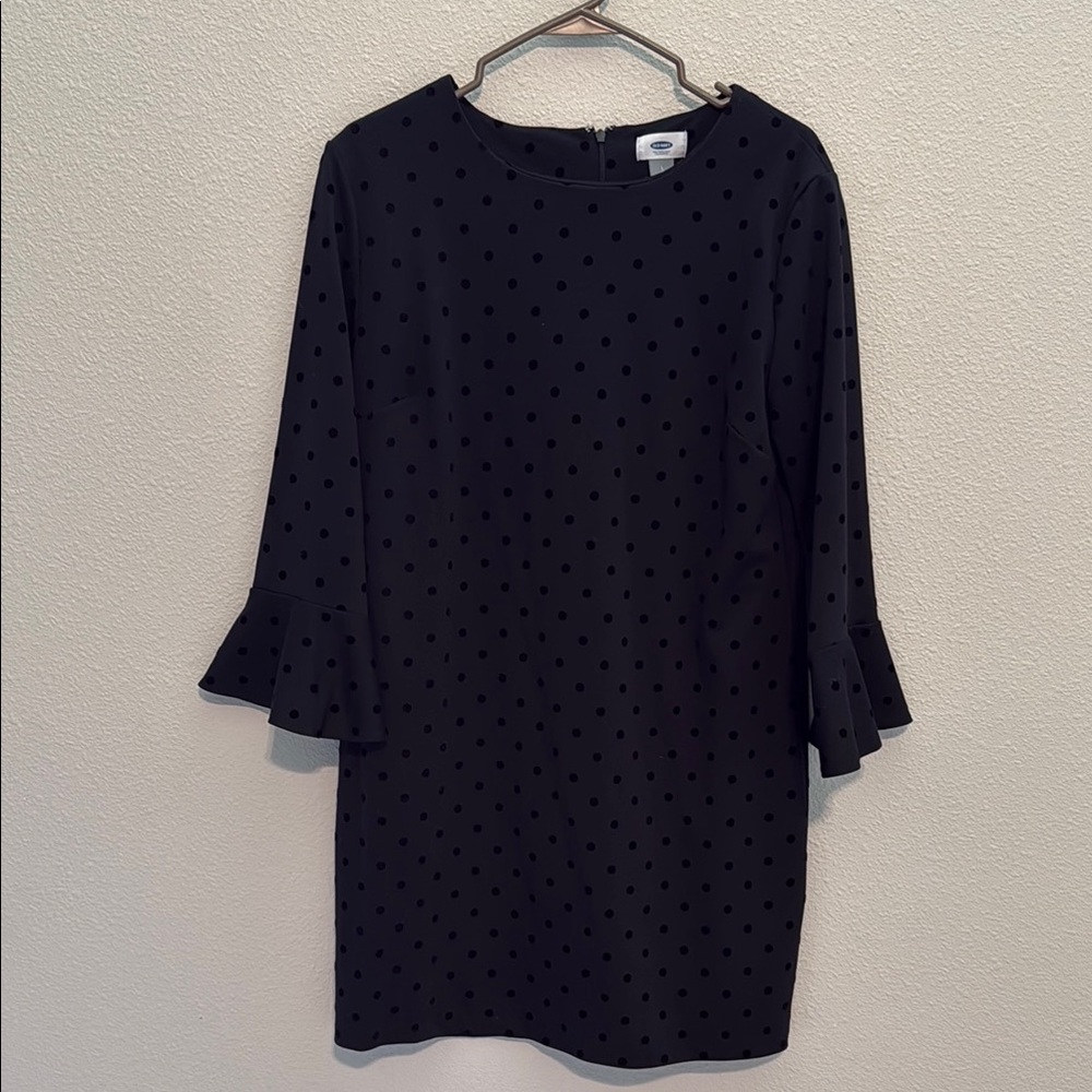 Old Navy size Large Black Sheath Dress with Bell Sleeves Velvet Polka Dots